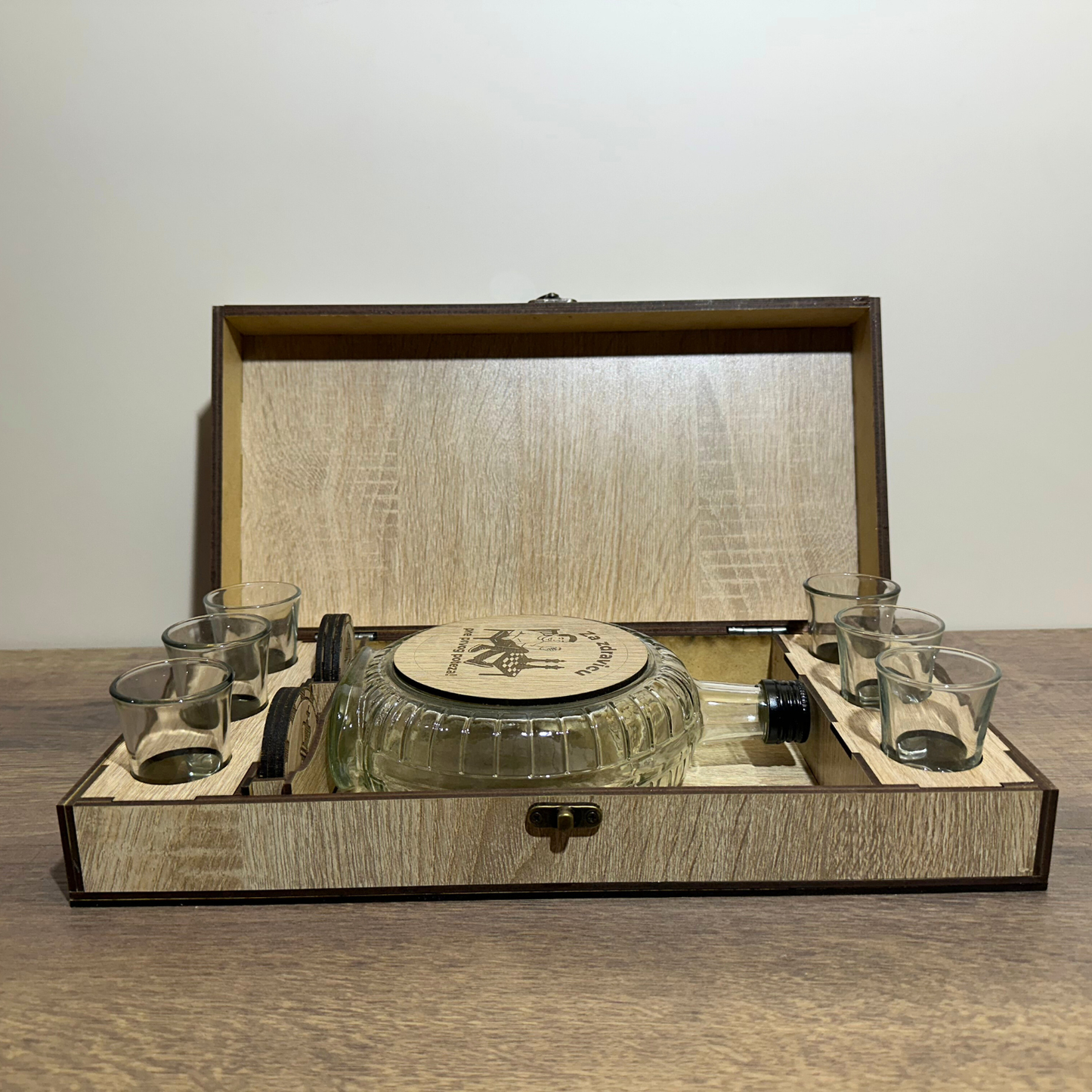 ŠAH Poklon set - Čutura i 6 čašica